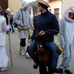 Masopustní tradice v Borotíně trvá minimálně 30 let. Maškary končí posezením v Kamenné Lhotě