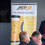 Fotbalistům všech okresů bude pomáhat defibrilátor