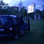 Ve středu slíbili autokino, v pátek se promítalo!