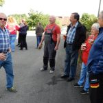 V Kloužovicích u Chýnova obnovili tradici. Již třetím rokem staví májku