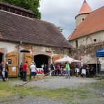 Soběslav si užila pivní slavnosti s muzikou i duhou