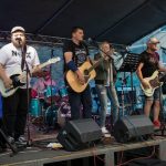 Soběslav si užila pivní slavnosti s muzikou i duhou