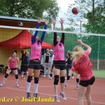 Táborské hráčky přichystaly turnaj Jordán Cup pro deset týmů. Vítězství vybojovaly volejbalistky Hosína