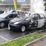 Rušné pondělí! V Budějovicích hořely kontejnery, na Strakonicku tráva, v Táboře auta