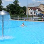 Vodnickým dnem otevřeli v Plané Sportovní centrum Za řekou