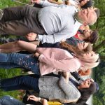 Pamětní deska u Jordánu připomíná básníka, muzikanta a cestovatele Lumíra Slabého