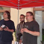 Pamětní deska u Jordánu připomíná básníka, muzikanta a cestovatele Lumíra Slabého