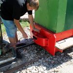 V dačické zahradě jezdí vlak tažený parní lokomotivou