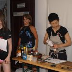 Příprava suši s Kaori Okano nabídla i vhled do japonského životního stylu