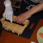 Příprava suši s Kaori Okano nabídla i vhled do japonského životního stylu