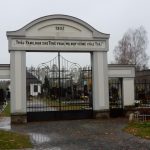 V deštivém počasí v neděli lidé navštěvovali hroby, Dušičky jsou v pondělí