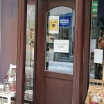 Centrum Jindřichova Hradce znovu ožilo. Fronty před obchody se netvoří