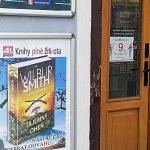 Centrum Jindřichova Hradce znovu ožilo. Fronty před obchody se netvoří