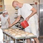 Reportáž na cestě: Jak se peče chyšecký chléb, štrycle nebo čumbrky?