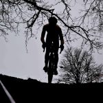 Vydařeným závodem v Chýnově procitla populární cyklokrosová TBC série