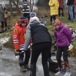 Rolbař nepřijel. Děti zažily krásu i nástrahy bruslení v přírodě