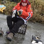 Rolbař nepřijel. Děti zažily krásu i nástrahy bruslení v přírodě