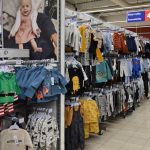Tesco si rozvolnilo vládní nařízení po svém. Základní potřeba? Třeba podprsenka