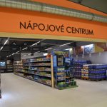 Renta v Sezimově Ústí se dnes otevřela po rekonstrukci. První zákazníci dostávají dárek