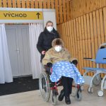 Kromě očkování zjišťovali ve strakonickém OČKU i množství protilátek po první dávce