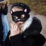 Dětský masopustní průvod potěšil lidi na sídlišti Šumavská