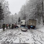 Včerejší ranní sníh přinesl šňůru nehod