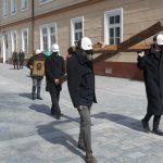 Velikonoční hrkání v Třeboni nahradilo zvuky zvonů