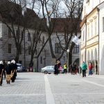 Velikonoční hrkání v Třeboni nahradilo zvuky zvonů