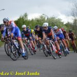 Fialovi chyběl na vítěze jediný bod! Cyklisté bojovali o bednu na Táborských okruzích