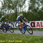 Fialovi chyběl na vítěze jediný bod! Cyklisté bojovali o bednu na Táborských okruzích