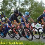 Fialovi chyběl na vítěze jediný bod! Cyklisté bojovali o bednu na Táborských okruzích