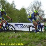 Fialovi chyběl na vítěze jediný bod! Cyklisté bojovali o bednu na Táborských okruzích
