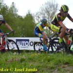 Fialovi chyběl na vítěze jediný bod! Cyklisté bojovali o bednu na Táborských okruzích