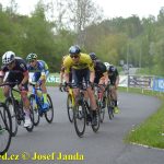 Fialovi chyběl na vítěze jediný bod! Cyklisté bojovali o bednu na Táborských okruzích