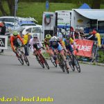 Fialovi chyběl na vítěze jediný bod! Cyklisté bojovali o bednu na Táborských okruzích