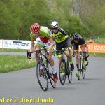Fialovi chyběl na vítěze jediný bod! Cyklisté bojovali o bednu na Táborských okruzích