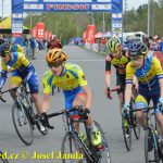 Fialovi chyběl na vítěze jediný bod! Cyklisté bojovali o bednu na Táborských okruzích