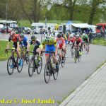 Fialovi chyběl na vítěze jediný bod! Cyklisté bojovali o bednu na Táborských okruzích