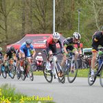 Fialovi chyběl na vítěze jediný bod! Cyklisté bojovali o bednu na Táborských okruzích