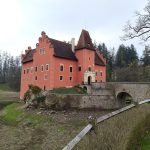 Život na Červené Lhotě? Zima a tma jako v noře