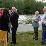 Plánské nábřeží v pondělí žilo vernisáží obrazů od žáků Teodora Buzu