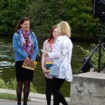 Plánské nábřeží v pondělí žilo vernisáží obrazů od žáků Teodora Buzu