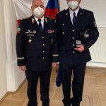 Policista v době volna zachránil invalidního muže z hořící chaty