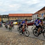 Benefiční cyklojízda Na kole dětem projela jindřichohradeckým regionem