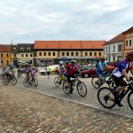 Benefiční cyklojízda Na kole dětem projela jindřichohradeckým regionem