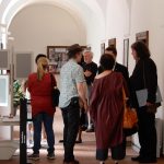 Malířská poezie Teodora Buzu v Dotecích času. Na vernisáži pokřtili monografii