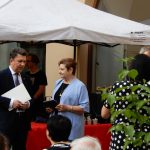 Malířská poezie Teodora Buzu v Dotecích času. Na vernisáži pokřtili monografii