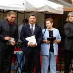 Malířská poezie Teodora Buzu v Dotecích času. Na vernisáži pokřtili monografii