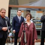 Malířská poezie Teodora Buzu v Dotecích času. Na vernisáži pokřtili monografii