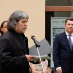 Malířská poezie Teodora Buzu v Dotecích času. Na vernisáži pokřtili monografii